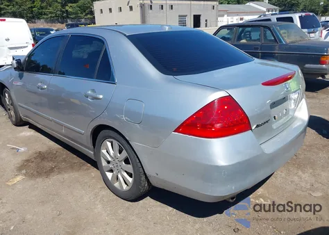 2007 Honda Accord 3.0 Ex из США, поврежденный, VIN 1HGCM66547A051675